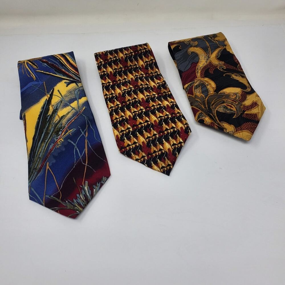 Vintage lot of Art Deco Silk tie 3 Total - Excellent condition